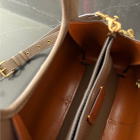 COACH LANA BAG 23 BRASS DARK STONE - Picture 6 of 9